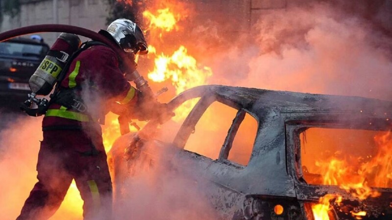 Noche de disturbios en Francia, deja al menos 150 detenidos
