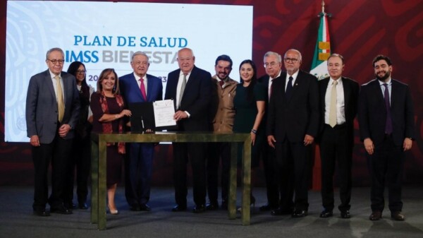 Acuerdan 6 estados transferir recursos al IMSS-Bienestar