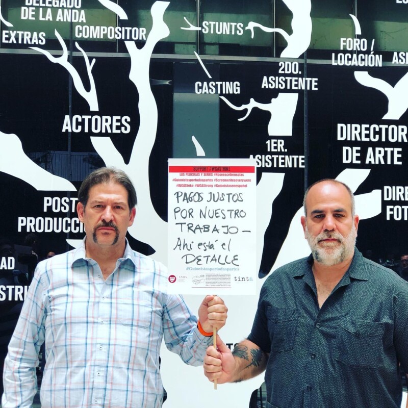 Huelga de escritores de Hollywood recibe apoyo en todo el mundo