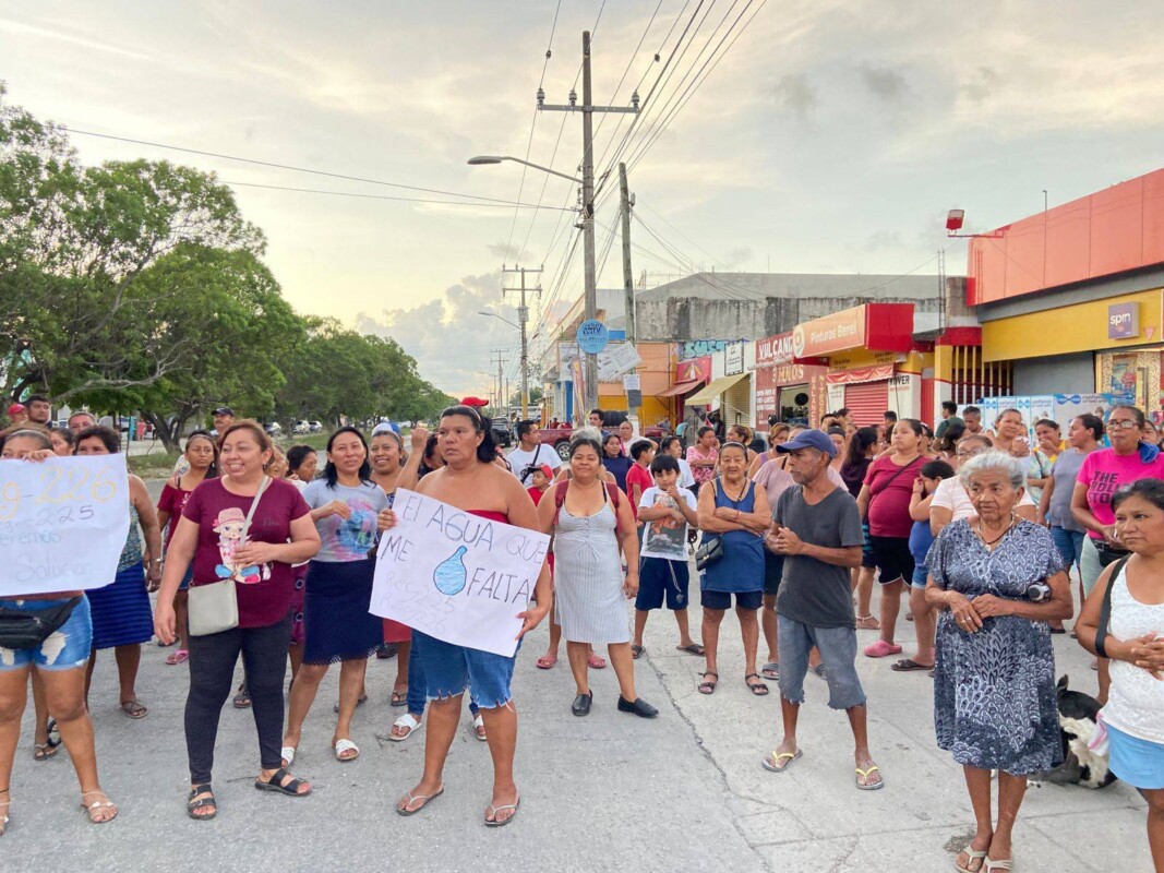 Interviene Ana Paty Peralta por el problema de suministro de agua en Cancún; vecinos han levantado la voz ante las deficiencias de la empresa Aguakan.