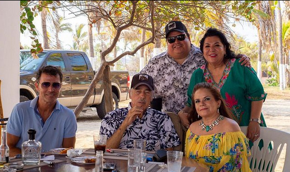 Leonardo y su mamá quedaron fuera de la herencia de Andrés García