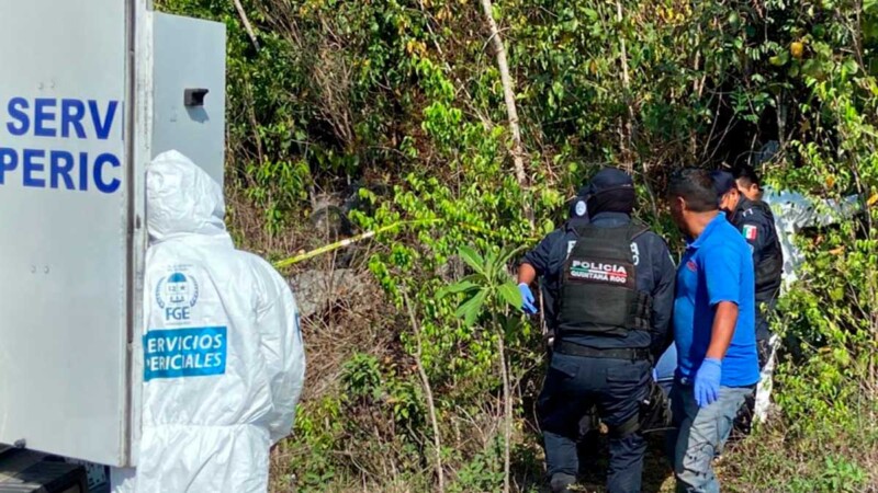 Localizan cuerpo calcinado en carretera Cancún-Leona Vicario