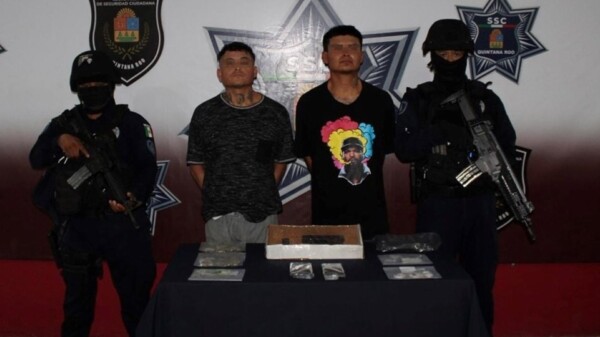 Detenidos con drogas y arma de fuego en la Supermanzana 227 de Cancún.