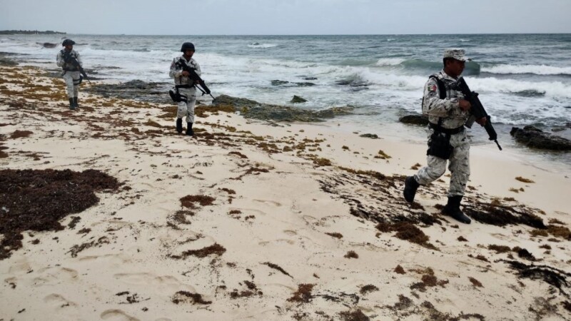 Recalan dos paquetes de cocaína en la zona de playas de Tulum.