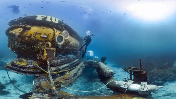 Llegan a Canadá restos del Titán, recuperados del Atlántico