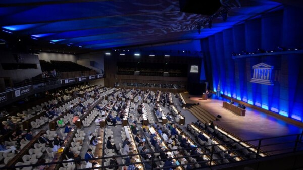 Anuncia Estados Unidos que se reincorporará a la Unesco