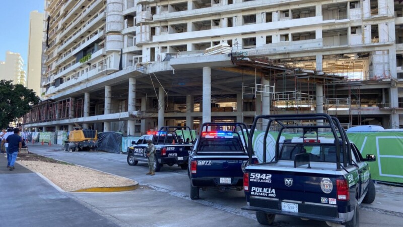 Ejecutan a un trabajador en condominios en construcción en la avenida Bonampak.