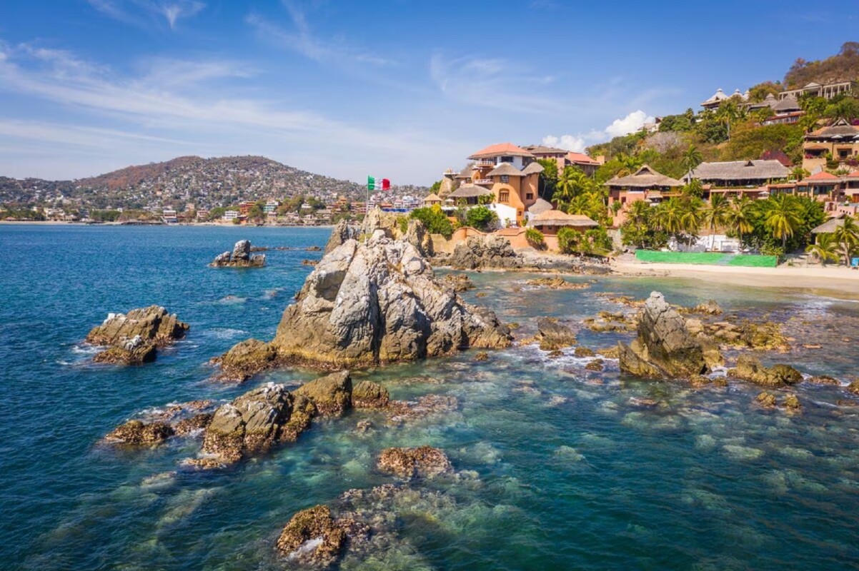 La bahía de Zihuatanejo, recién designado Pueblo Mágico en Guerrero.