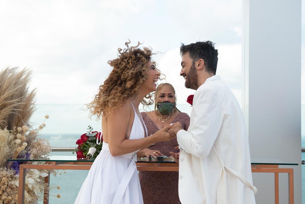 Anna Ferro es demandada por no devolver el anticipo de un trabajo que Fer del Solar ya no hizo