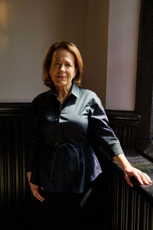 Según una investigación de las organizaciones Bishop Accountability, encabezada por su codirectora, Anne Barett Doyle, y Spes Viva más de 10 obispos, arzobispos y superiores religiosos que han encubierto los abusos sexuales de varios sacerdotes.