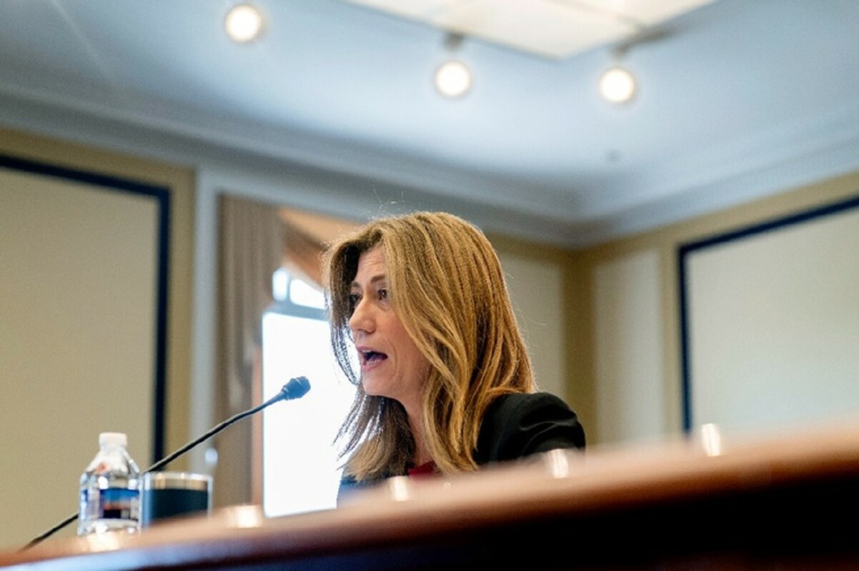 La administradora de la Administración de Control de Drogas, Anne Milgram, durante una audiencia del Subcomité de Vigilancia del Gobierno Federal y del Crimen Judicial de la Cámara sobre la supervisión de la DEA, el 27 de julio de 2023.