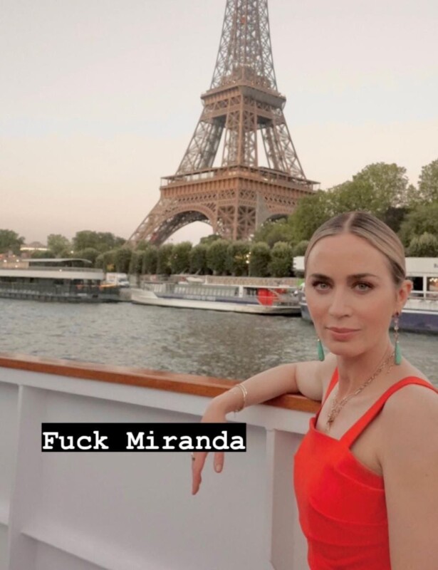 Emily Blunt manda mensaje desde Paris a Miranda Priestly