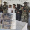Caen en Tulum dos sujetos con droga y tres pistolas
