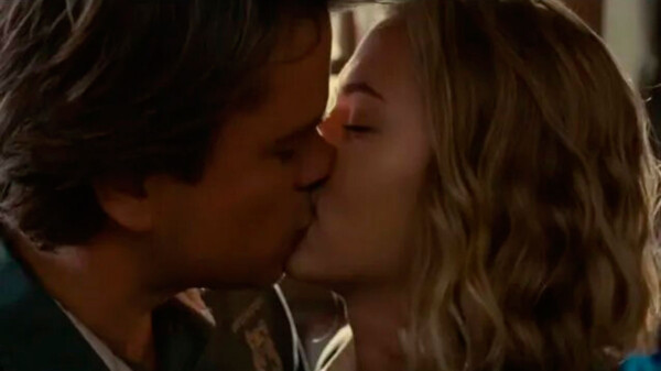 Matt Damon revela que "fue un infierno" besar a Scarlett Johansson