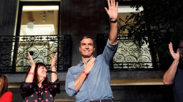 Pírrica victoria de la derecha en España; Sánchez se reelegiría