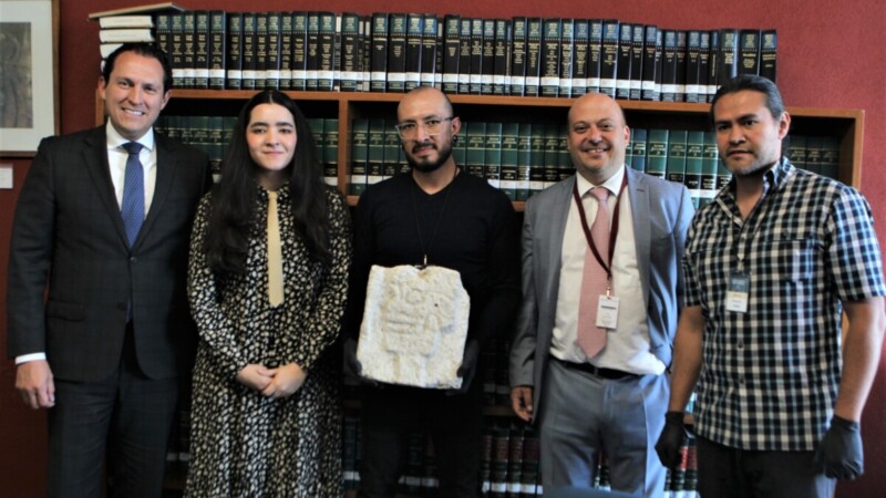 Recupera México en Alemania tesoro arqueológico maya.