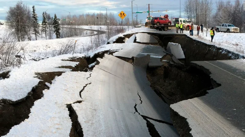 Sacude fuerte sismo a la Península de Alaska
