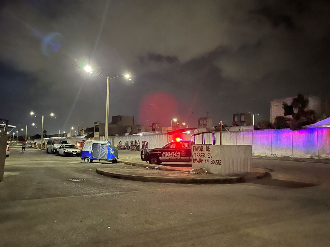 Balean un departamento en el fraccionamiento Prado Norte en Cancún; por el ataque registrado anoche no se reportaron heridos ni detenidos.