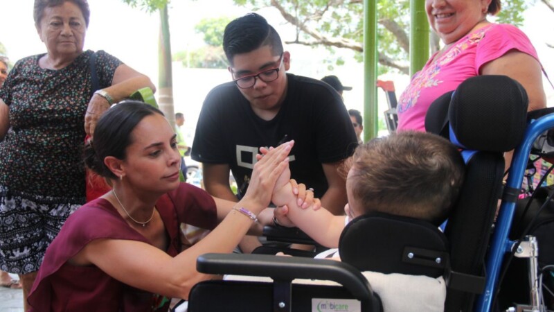 Van 11 jornadas de atención ciudadana y más de 30 mil soluciones otorgadas a cancunenses: Ana Paty Peralta