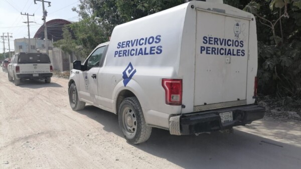 Hallan dos cuerpos en narcocenote de la colonia Copa Buena en Cancún.