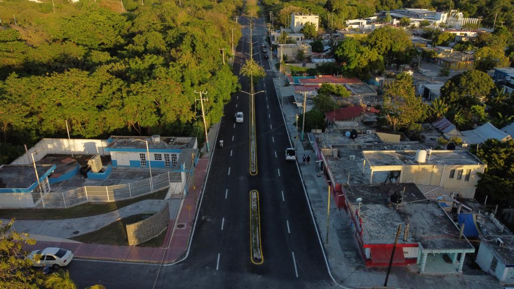 Se rehabilitaron más de 68 mil 257 metros cuadrados de carpeta asfáltica en diversas colonias en las que se han invertido más de 46 mdp.