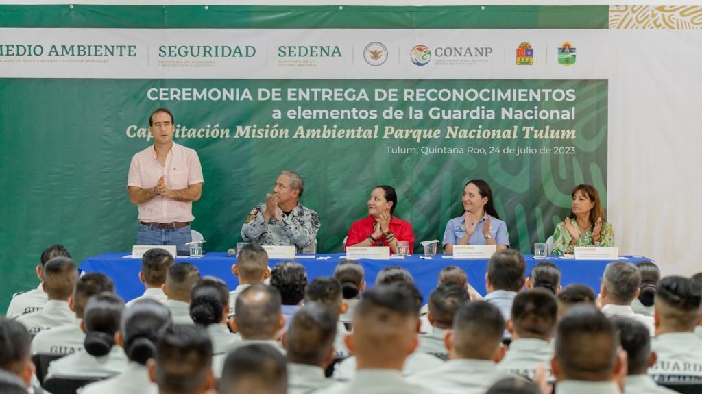 El presidente municipal Diego Castañón Trejo dio la bienvenida a los funcionarios de los gobiernos de México y de Quintana Roo.