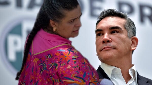 Out de ‘Alito’ a Beatriz Paredes, “encuestas no la favorecen”