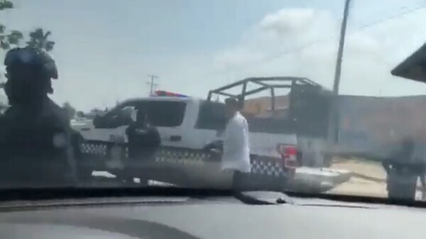 Detienen y encañonan a Manuel Velasco y su equipo en Veracruz