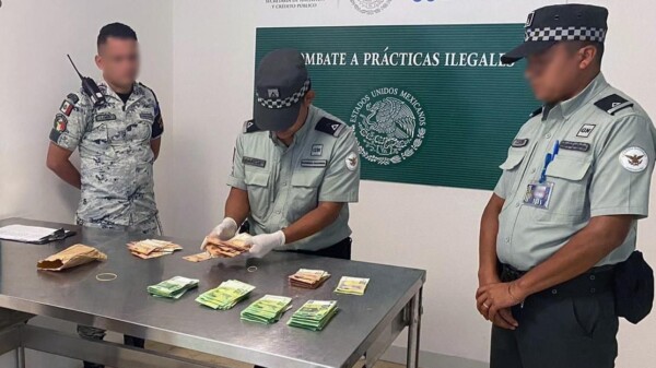 Detienen a cubano con 30 mil euros en el aeropuerto de Cancún
