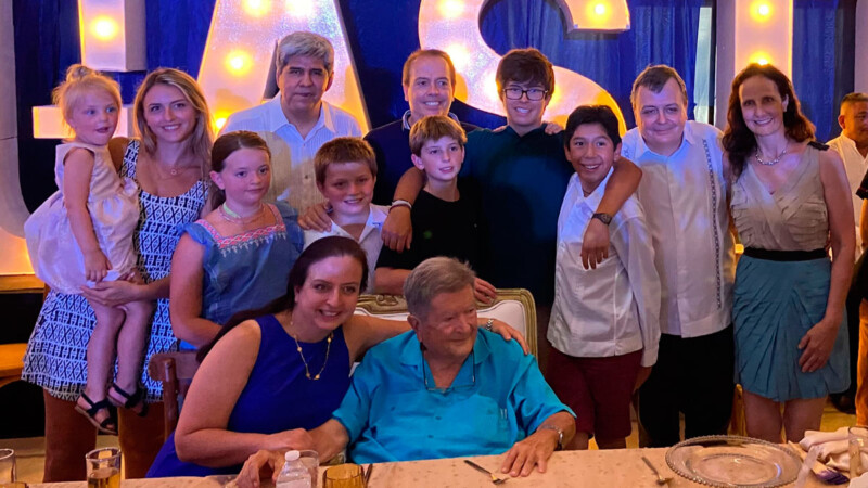 Don Gastón Alegre López celebra sus 90 años