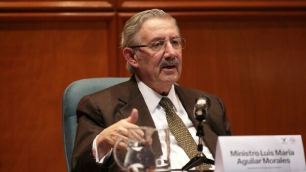Propone ministro Luis María Aguilar sancionar a AMLO