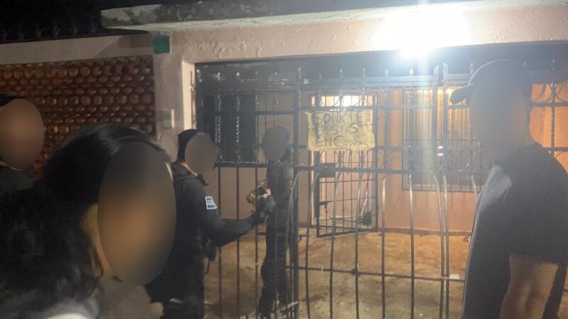 Rescatan a 5 caninos por posible maltrato animal en Cancún