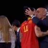 Leve castigo de FIFA contra Rubiales por beso a jugadora