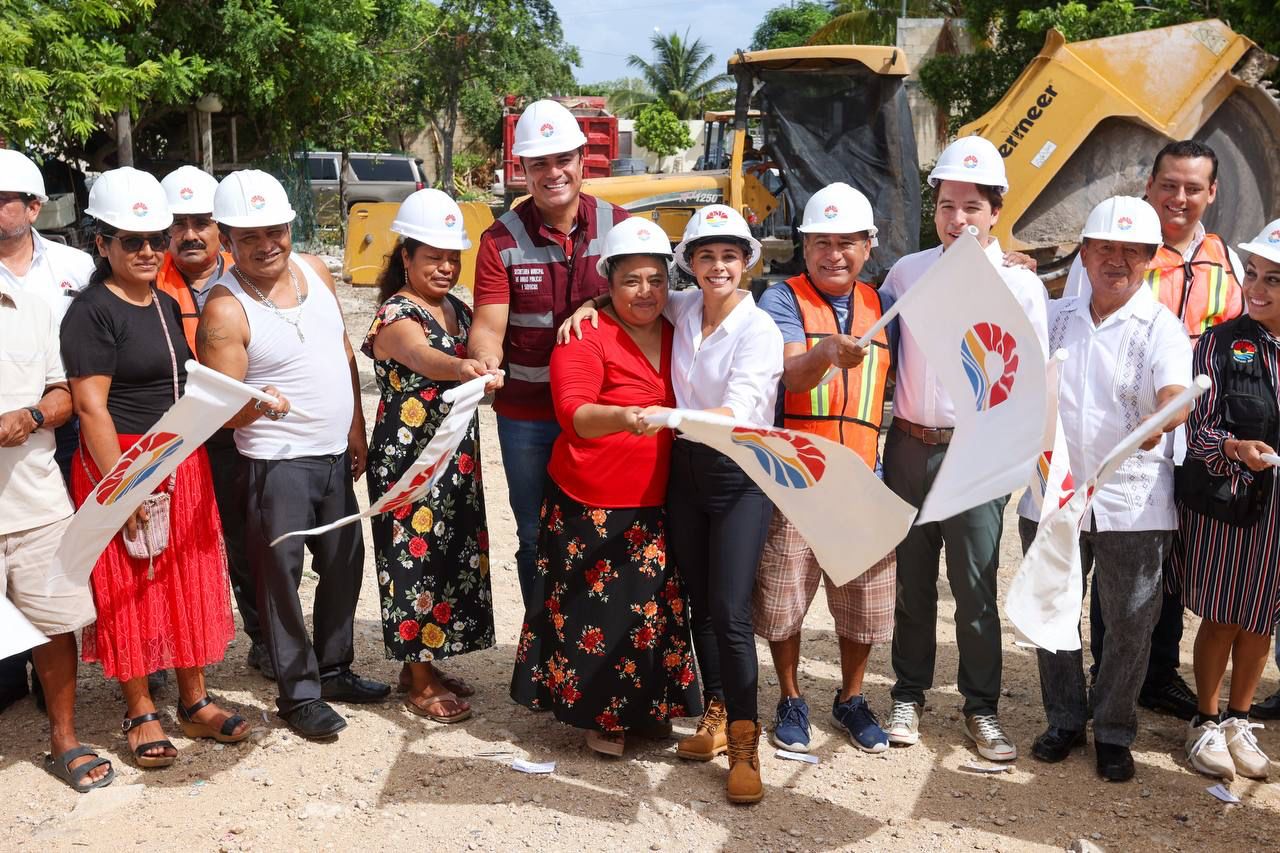 Infraestructura para colonia 'La Noria', una obra de la esperanza con justicia social: Ana Paty Peralta; se dio banderazo en la colonia de la Sm 213.