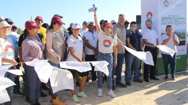 Cancún nos une por un entorno limpio: Ana Paty Peralta