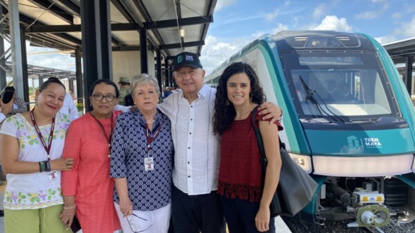 AMLO continúa gira por el sureste a bordo del Tren Maya