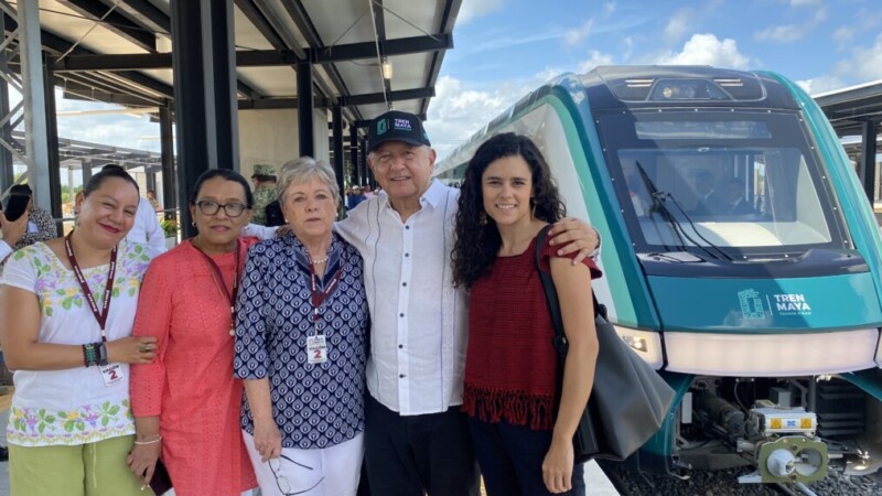 AMLO continúa gira por el sureste a bordo del Tren Maya