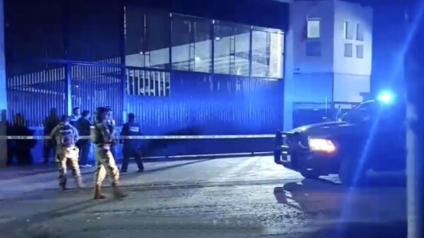 Atacan a balazos bodega de cervecería en Cancún