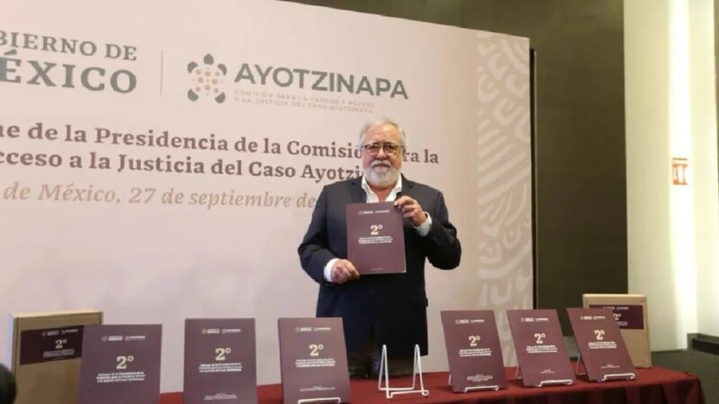 Ayotzinapa, “presidió Peña Nieto pacto de la verdad histórica”