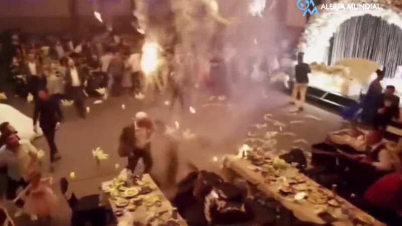 Boda termina en tragedia al morir mas de cien personas en incendio