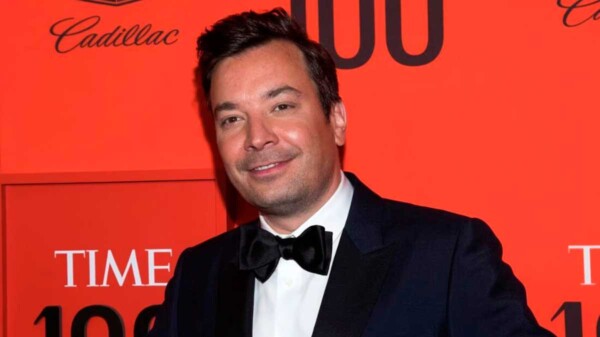 Jimmy Fallon es acusado de generar 'clima laboral tóxico' con su equipo en "The Tonight Show"