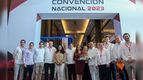 Mara Lezama inaugura Convención Nacional de CANACAR