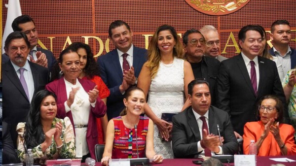 Respalda Marybel Villegas a Claudia Sheinbaum durante reunión en el Senado