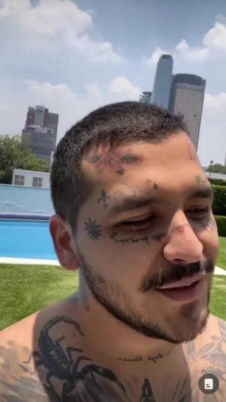 No queda huella de Belinda; Así luce Nodal con la eliminación de sus tatuajes