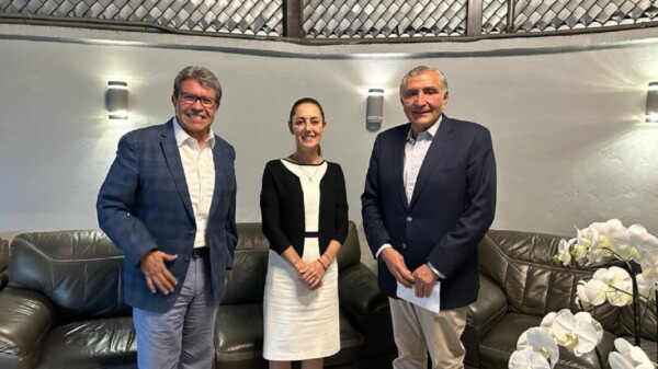 Suma Sheinbaum a su equipo a Monreal y Adán Augusto