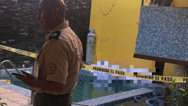 Dos hermanas mueren electrocutadas en una alberca