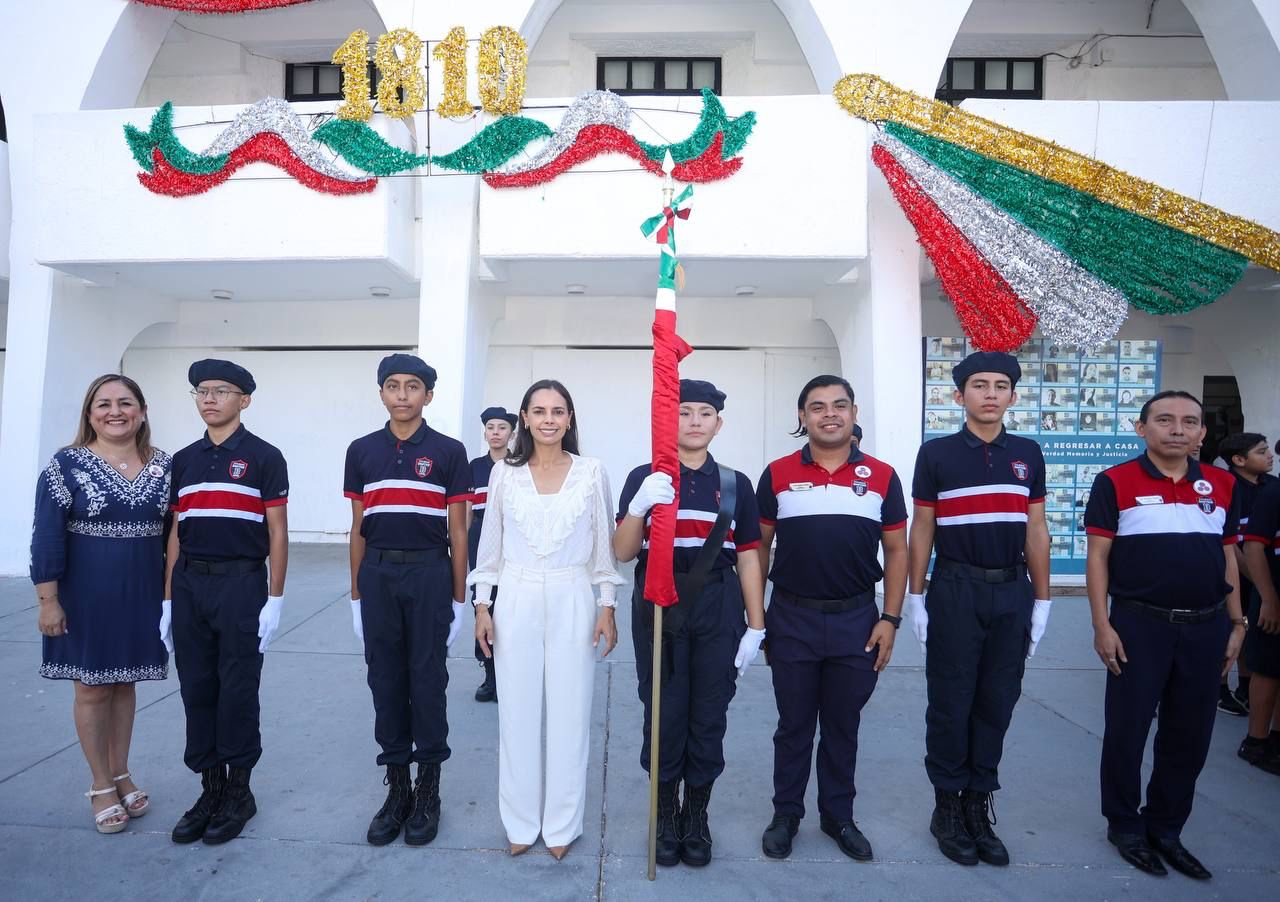 Encabeza Ana Paty Peralta inicio de fiestas patrias 2023; la presidenta municipal hizo un llamado a fortalecer los valores cívicos y la unión de las familias cancunenses.