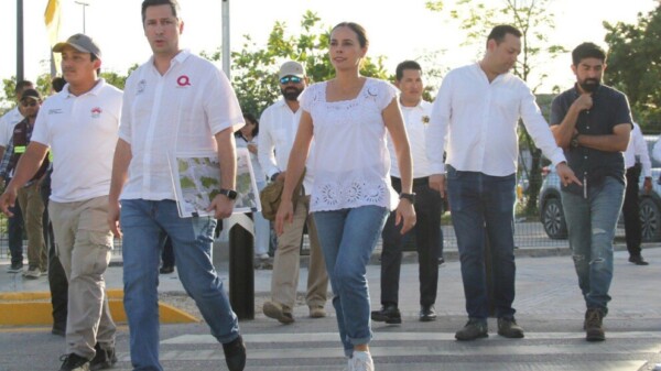 Trabaja Ana Paty Peralta en cruces peatonales seguros en Cancún