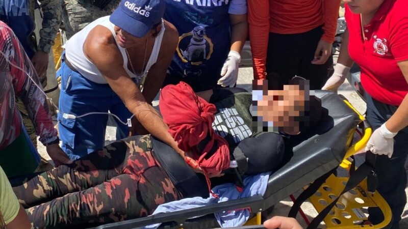 Ataca tiburón a un pescador en Banco Chichorro.