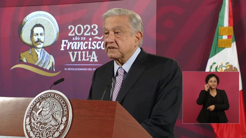 Felicita AMLO a Noboa por victoria en Ecuador
